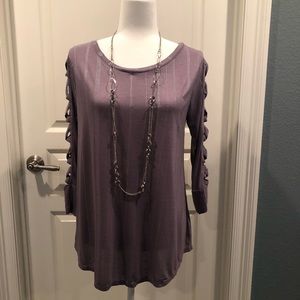 Jennifer Lopez strap sleeve top size L
